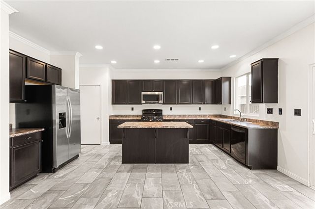 33286 Mesolite, Menifee, CA 92584