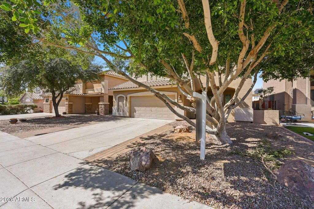 25828 N 67TH Drive, Peoria, AZ 85383