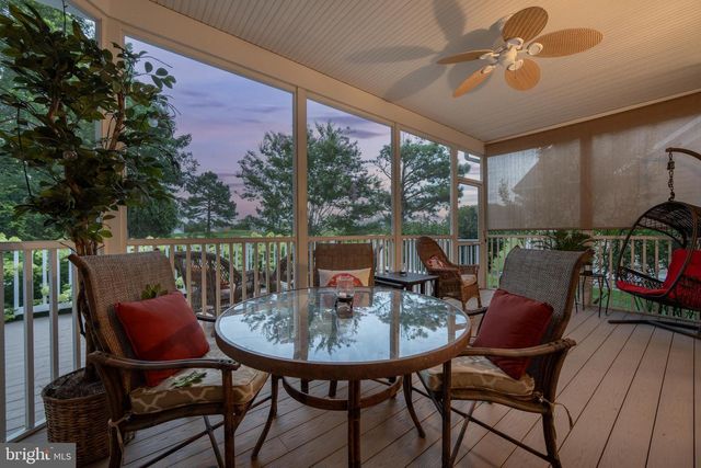 225 OCTOBER GLORY AVE, Ocean View, DE 19970