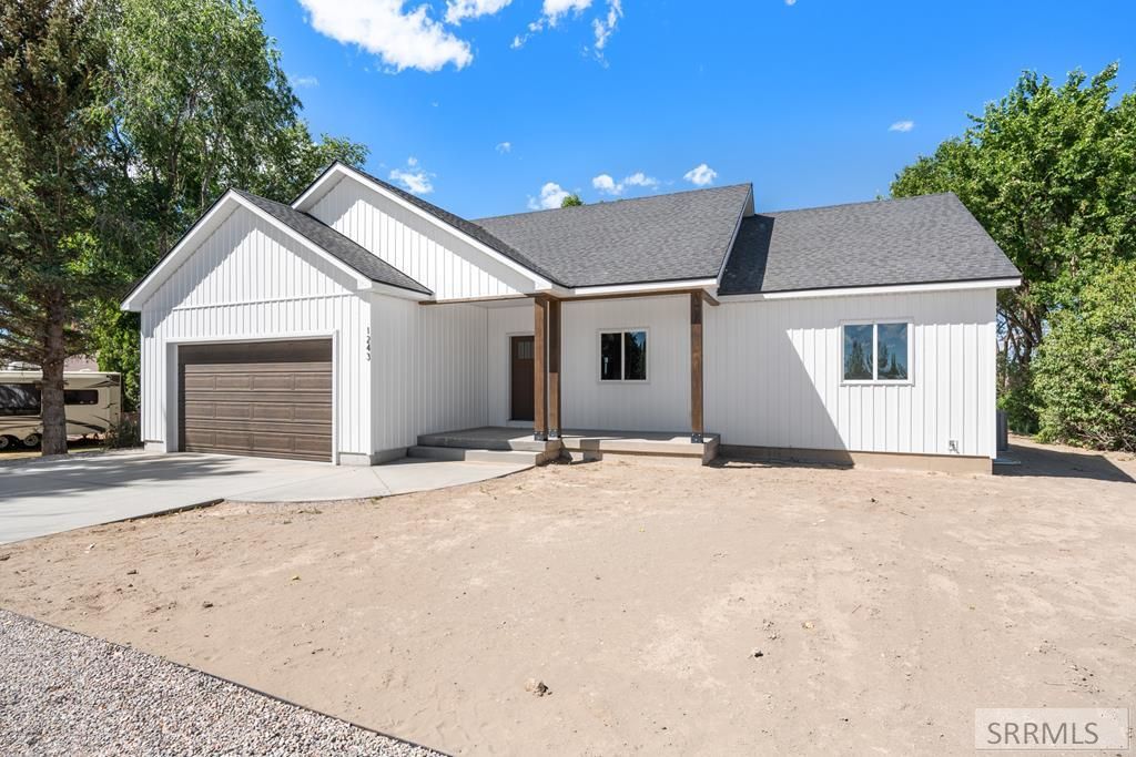 Image 1 of property listing at 1243 E 1500 N, Terreton, ID 83450