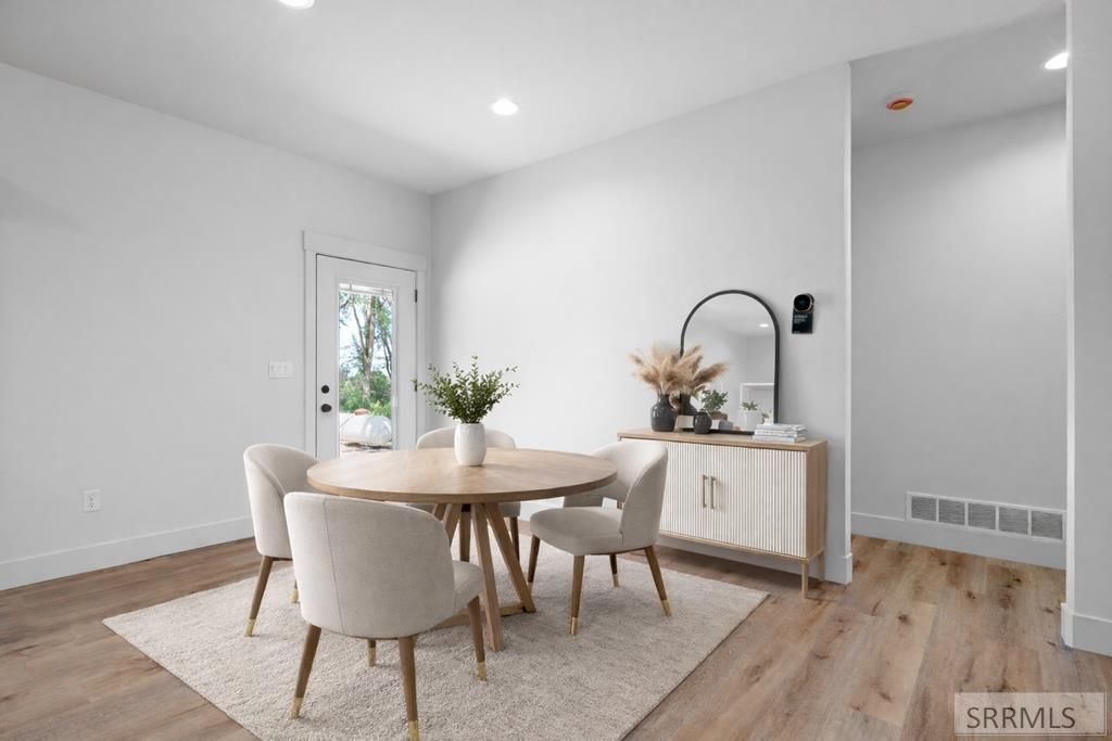 Image 11 of property listing at 1243 E 1500 N, Terreton, ID 83450