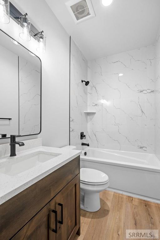 Image 14 of property listing at 1243 E 1500 N, Terreton, ID 83450