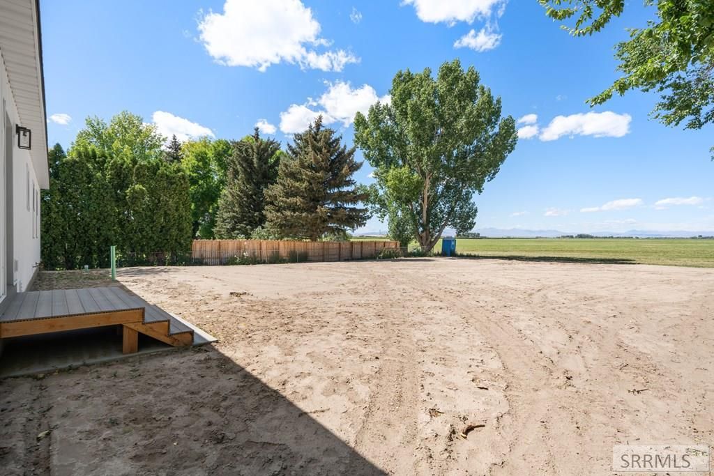 Image 34 of property listing at 1243 E 1500 N, Terreton, ID 83450