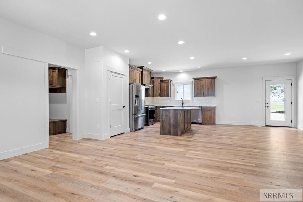 Image 6 of property listing at 1243 E 1500 N, Terreton, ID 83450