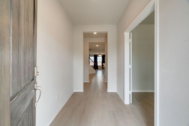 707 Ranchvale Court, Arlington, TX 76002