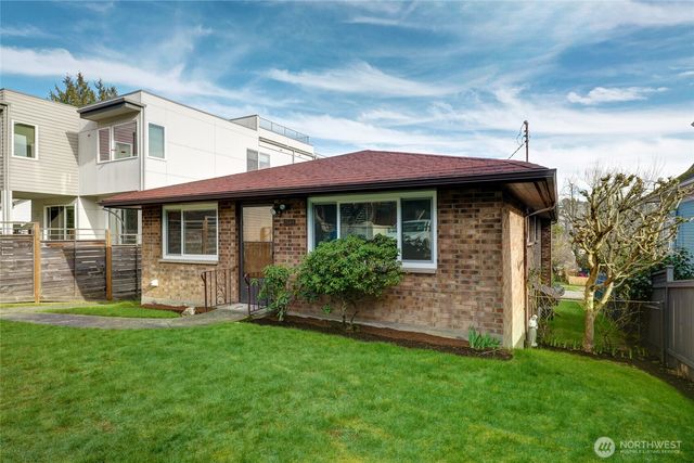 2845 21st Avenue W, Seattle, WA 98199