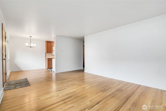 2845 21st Avenue W, Seattle, WA 98199