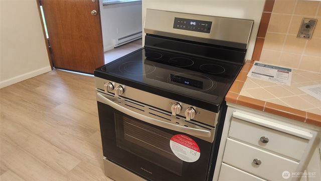 2845 21st Avenue W, Seattle, WA 98199