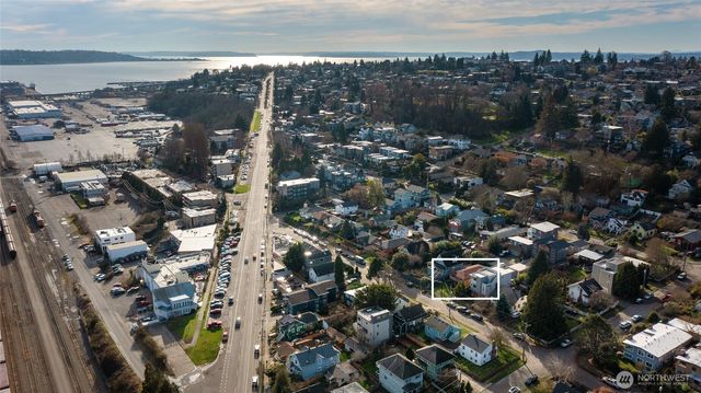 2845 21st Avenue W, Seattle, WA 98199