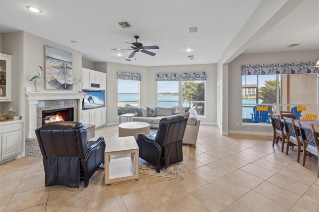 15637 Marina Drive 9, Conroe, TX 77356