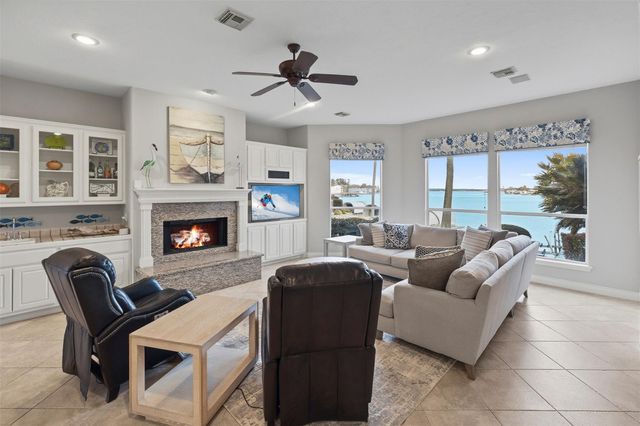 15637 Marina Drive 9, Conroe, TX 77356