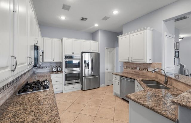 15637 Marina Drive 9, Conroe, TX 77356