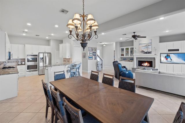 15637 Marina Drive 9, Conroe, TX 77356