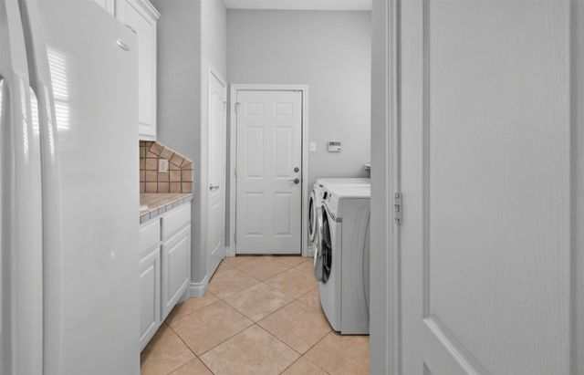 15637 Marina Drive 9, Conroe, TX 77356