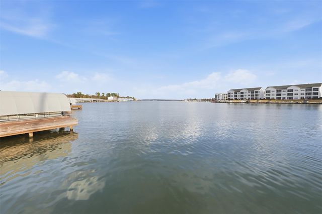 15637 Marina Drive 9, Conroe, TX 77356