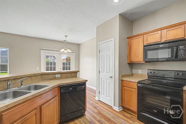 85 Willow Oaks Drive, Richmond Hill, GA 31324