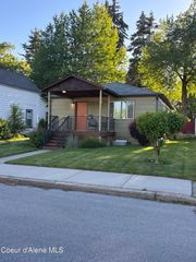 957 N 7th ST, Coeur D'alene, ID 83814