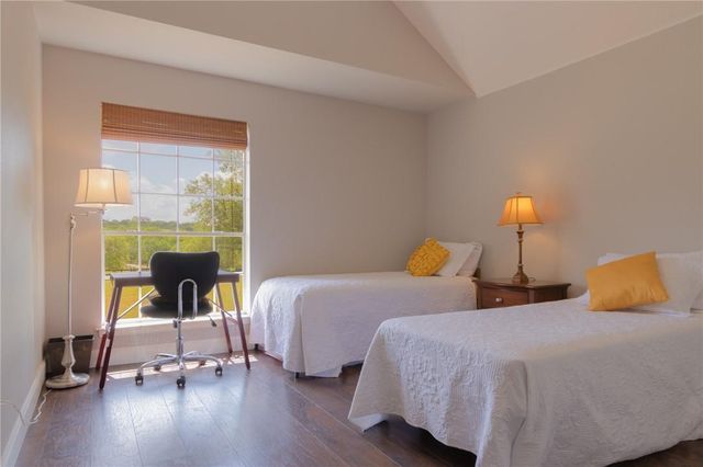 550 Hays Country Acres RD, Dripping Springs, TX 78620