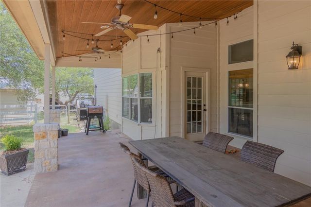 550 Hays Country Acres RD, Dripping Springs, TX 78620