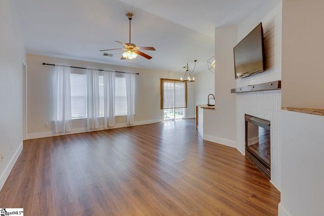 6 Brimfield Court, Greenville, SC 29605