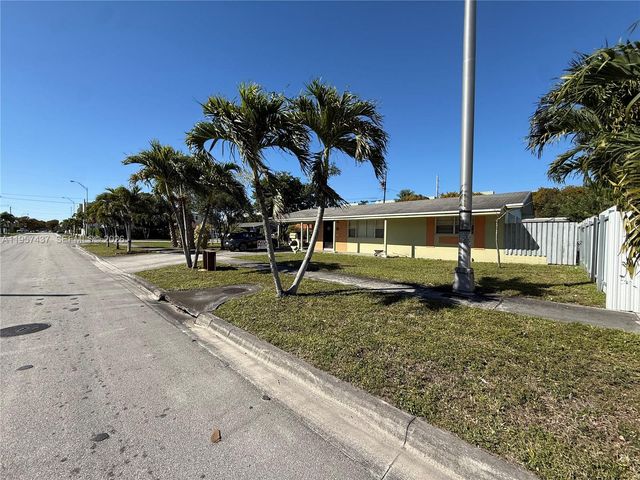 185 E 20th St, Hialeah, FL 33010