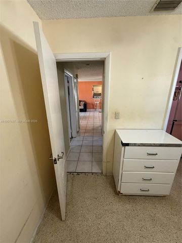 185 E 20th St, Hialeah, FL 33010