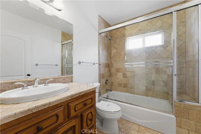 5211 Calatrana Drive, Woodland Hills, CA 91364
