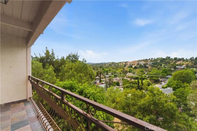5211 Calatrana Drive, Woodland Hills, CA 91364