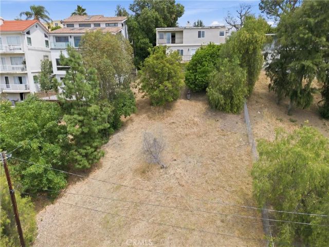 5211 Calatrana Drive, Woodland Hills, CA 91364