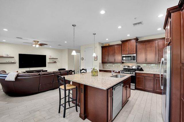3162 NW 124th Way, Sunrise, FL 33323