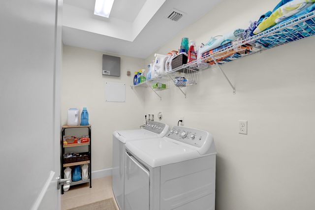 3162 NW 124th Way, Sunrise, FL 33323