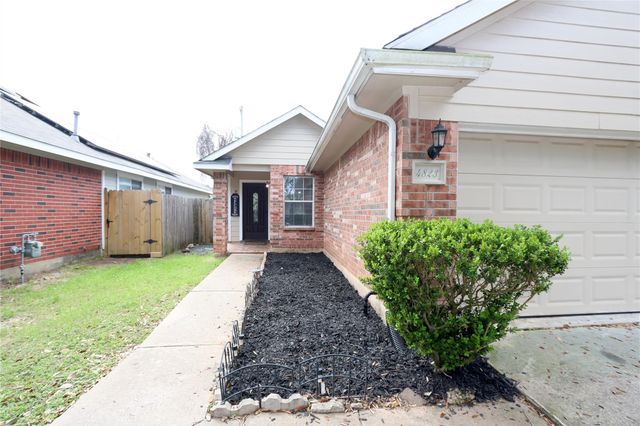 4823 Canyon Blanco Drive, Houston, TX 77045