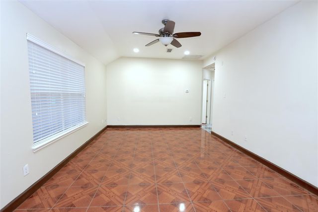 4823 Canyon Blanco Drive, Houston, TX 77045