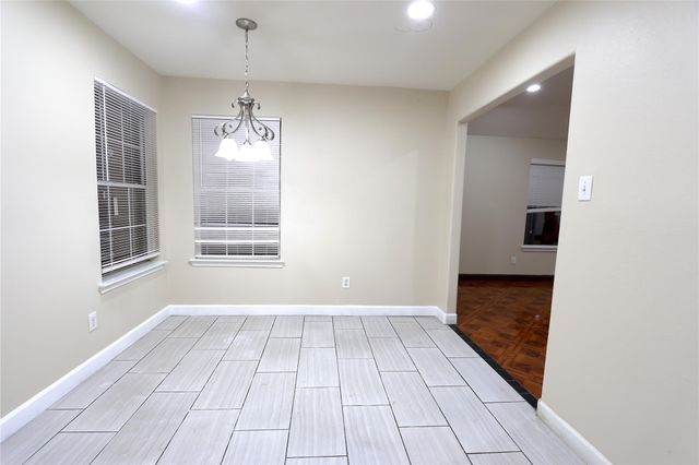 4823 Canyon Blanco Drive, Houston, TX 77045