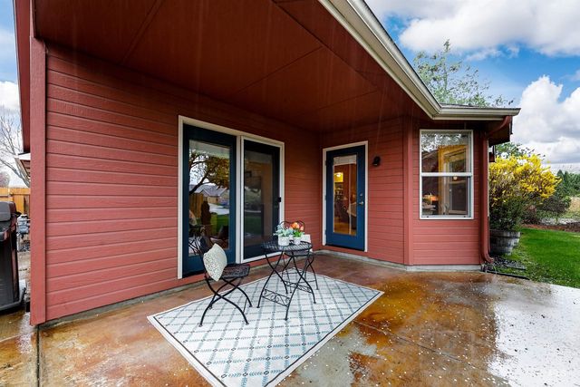 947 N Echohawk Way, Eagle, ID 83616