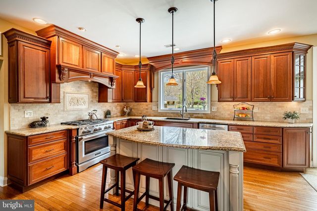 5 COUNTRY RUN, Thornton, PA 19373