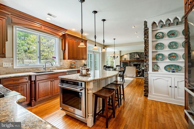 5 COUNTRY RUN, Thornton, PA 19373