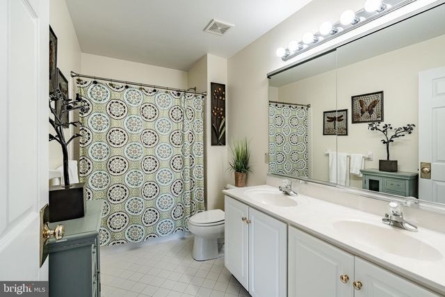 5 COUNTRY RUN, Thornton, PA 19373