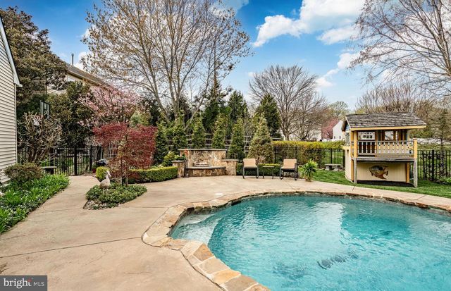 5 COUNTRY RUN, Thornton, PA 19373