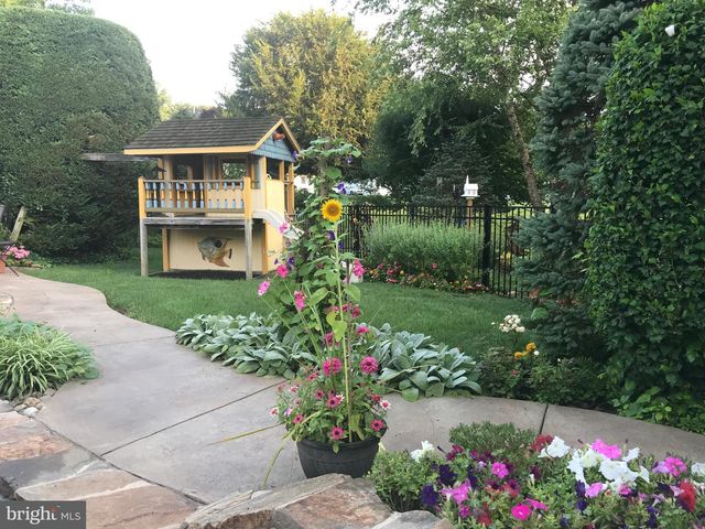5 COUNTRY RUN, Thornton, PA 19373