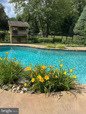 5 COUNTRY RUN, Thornton, PA 19373