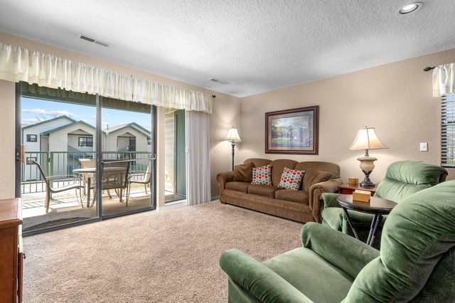 2700 Green Mountain Drive 213, Branson, MO 65616