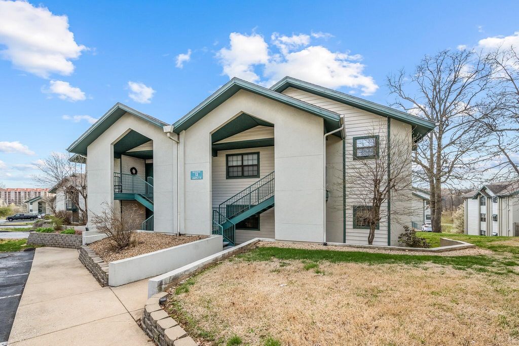 2700 Green Mountain Drive 213, Branson, MO 65616