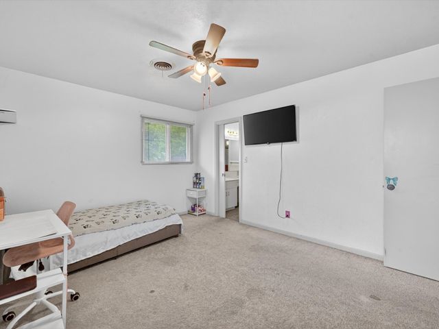 720 Alsue Street, Fort Worth, TX 76140