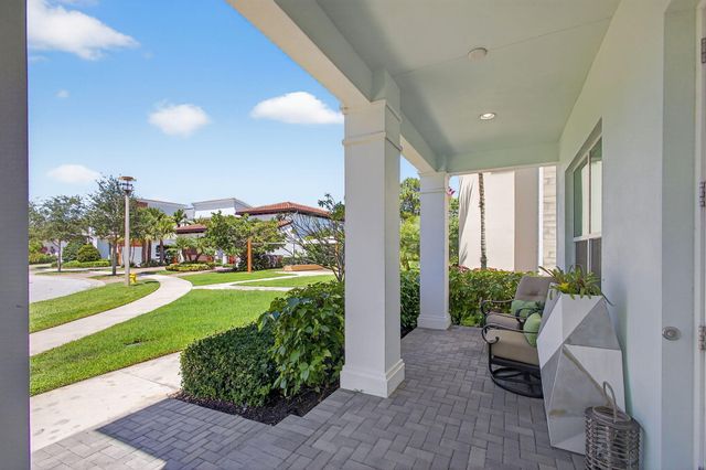 1026 Faulkner Terrace, Palm Beach Gardens, FL 33418