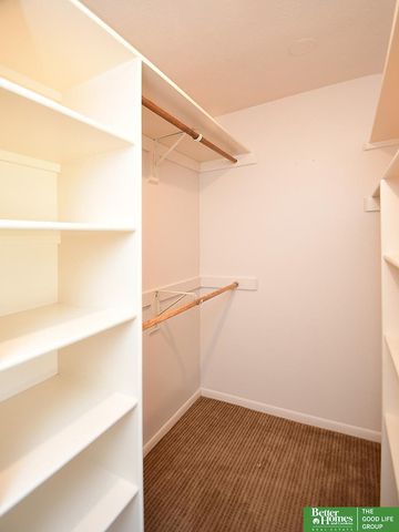 12033 Farnam Street, Omaha, NE 68154