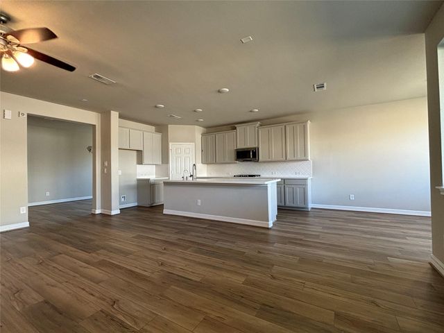 2913 Cliff Ridge Lane, Katy, TX 77493