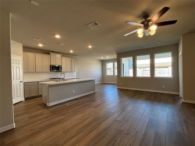 2913 Cliff Ridge Lane, Katy, TX 77493