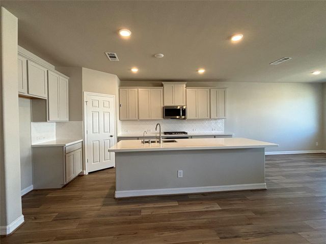 2913 Cliff Ridge Lane, Katy, TX 77493
