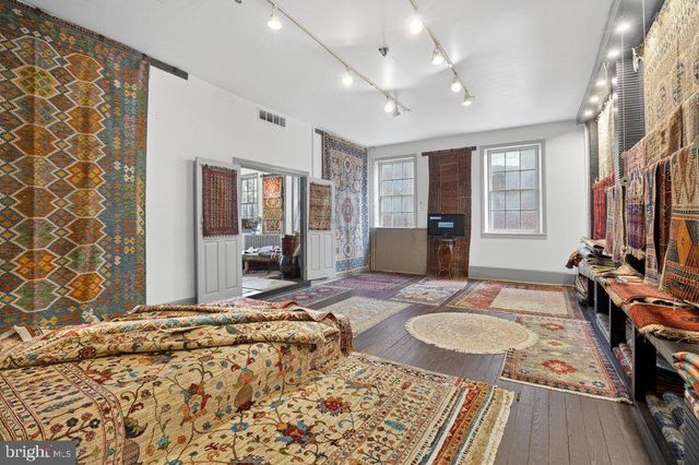 22 S 2ND ST, Columbia, PA 17512